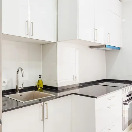 Quartos - Luciano Cordeiro 3 Andar * Lisbon