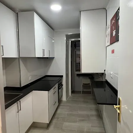 Quartos - Luciano Cordeiro 3 Andar * Lisbon